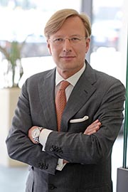 Prof. Dr. Hans-Georg Hahn Prof. Dr. Hans-Georg Hahn