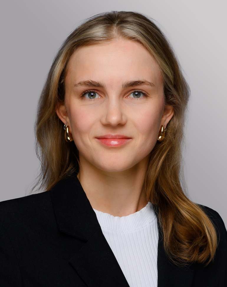 Eva Bader
