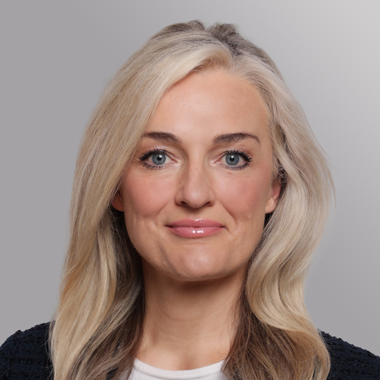 Dr. Katrin Stieß