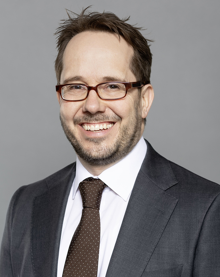 Rechtsanwalt, Notar mit Amtssitz in Frankfurt a. M. Matthias Wagner, Real Estate & Infrastructure, Immobilien- & Baurecht; Corporate/M&A; Notarielle Beratung