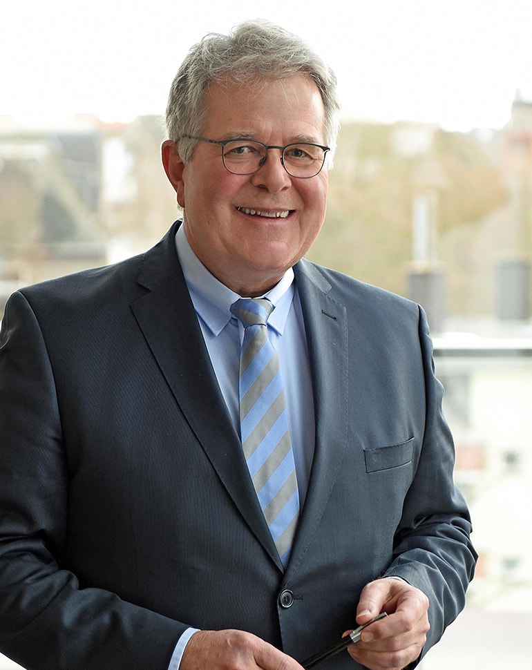 Professor Dr. Herbert Willems